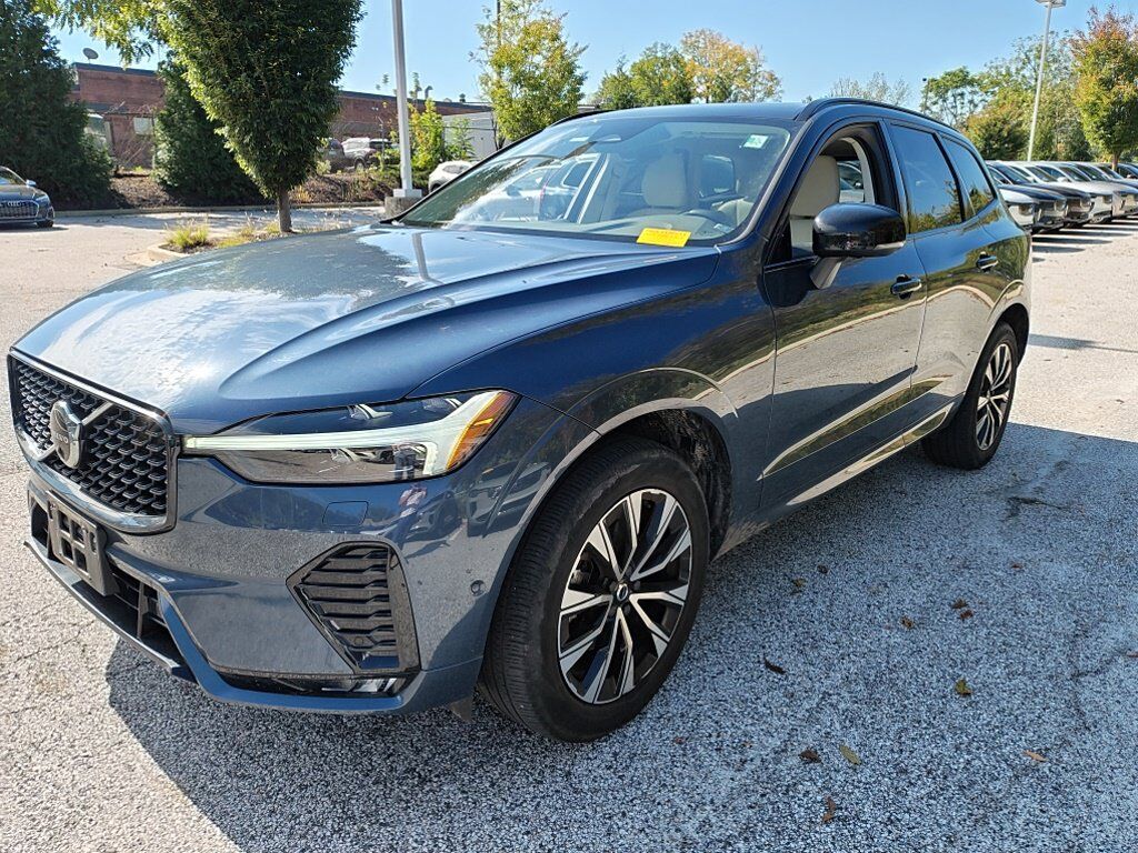 2024 Volvo XC60 B5 Plus Dark Theme Hunt Valley MD