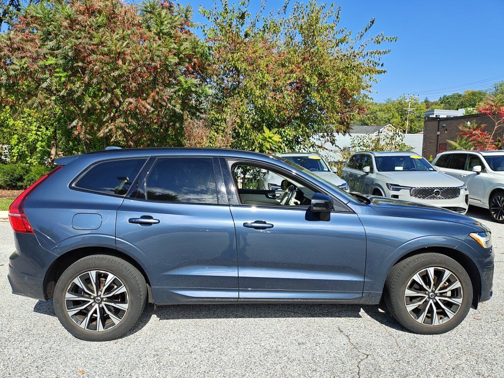 2024 Volvo XC60 B5 Plus Dark Theme Hunt Valley MD