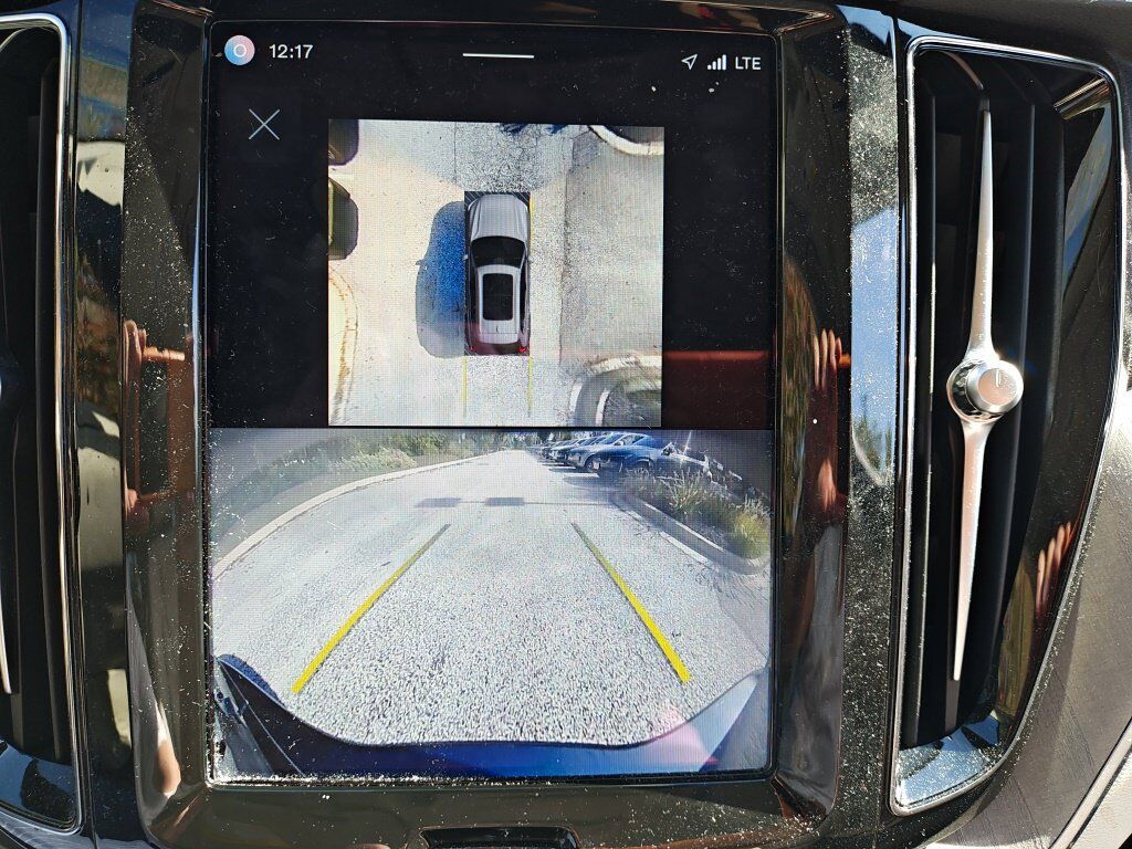 2024 Volvo XC60 B5 Plus Dark Theme Hunt Valley MD