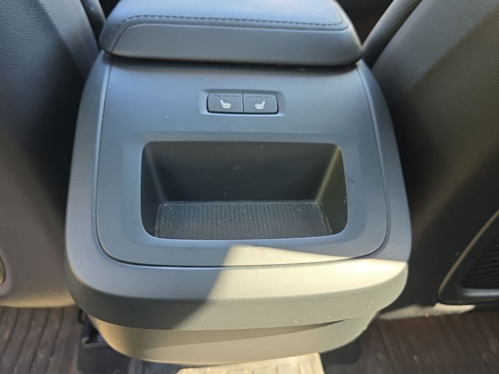 2024 Volvo XC60 B5 Plus Dark Theme Hunt Valley MD