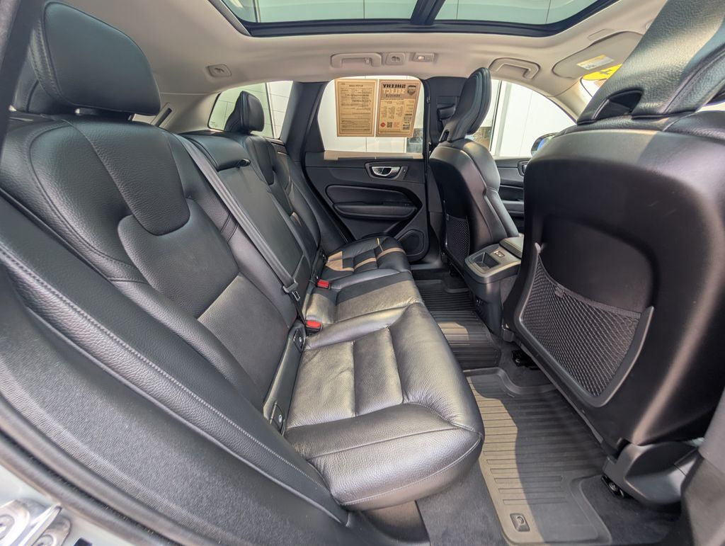 2024 Volvo XC60 B5 Plus Dark Theme Hunt Valley MD