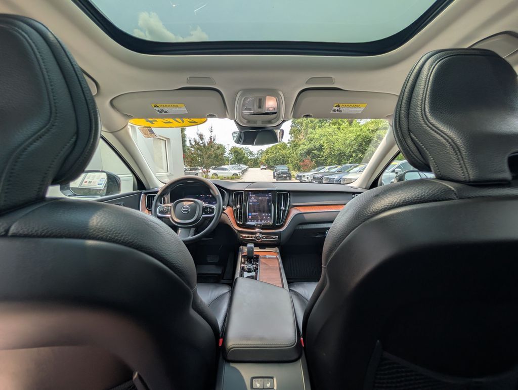 2024 Volvo XC60 B5 Plus Dark Theme Hunt Valley MD