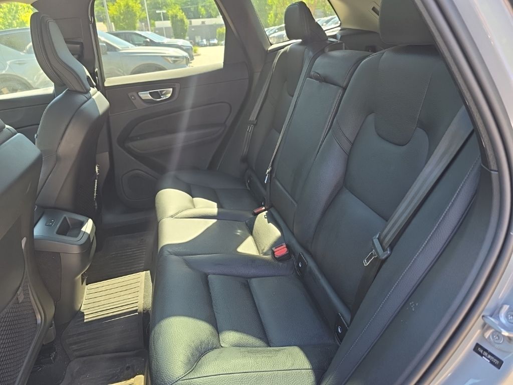 2024 Volvo XC60 B5 Plus Dark Theme Hunt Valley MD
