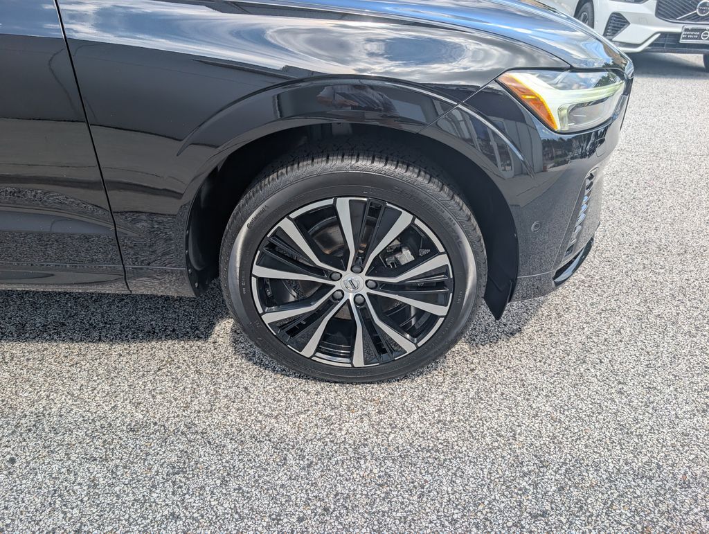 2024 Volvo XC60 B5 Plus Dark Theme Hunt Valley MD