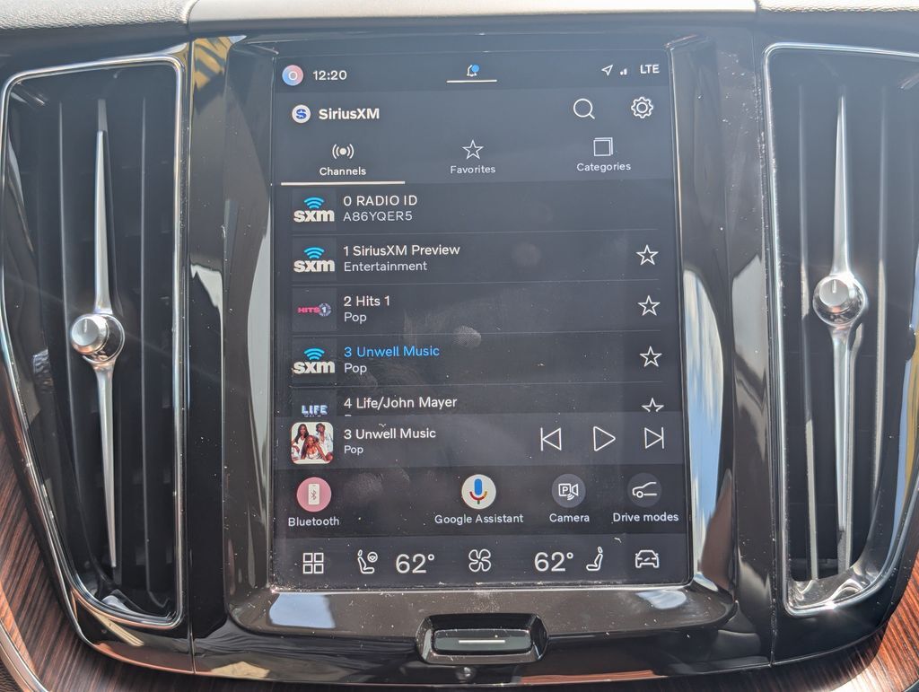 2024 Volvo XC60 B5 Plus Dark Theme Hunt Valley MD