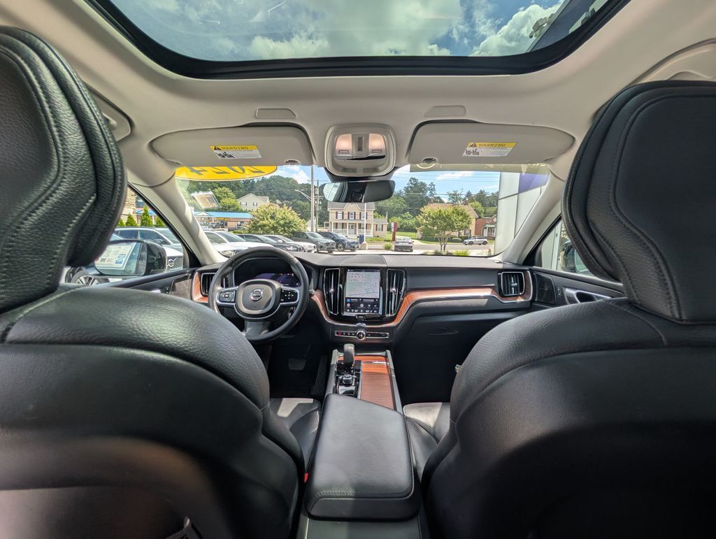 2024 Volvo XC60 B5 Plus Dark Theme Hunt Valley MD