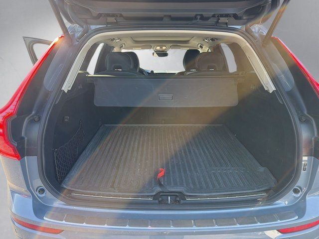 2024 Volvo XC60 B5 Ultimate Dark Theme Gaithersburg MD