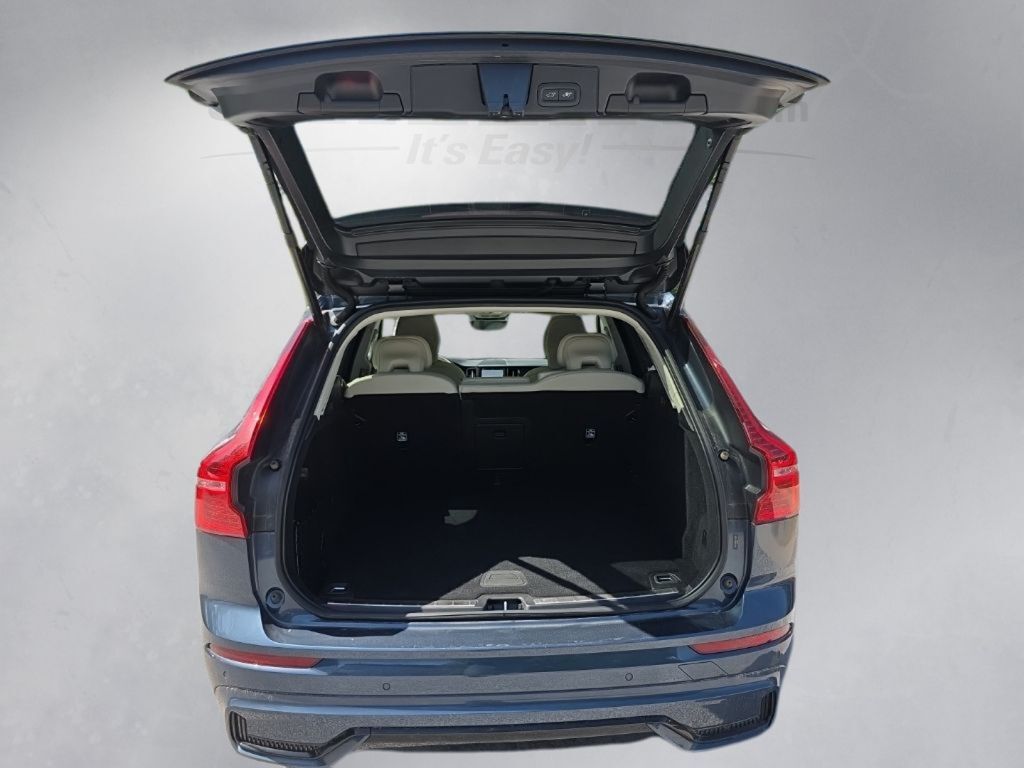 2024 Volvo XC60 B5 Ultimate Dark Theme Hunt Valley MD
