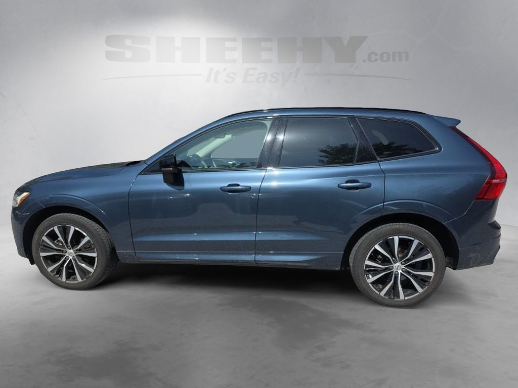 2024 Volvo XC60 B5 Ultimate Dark Theme Hunt Valley MD