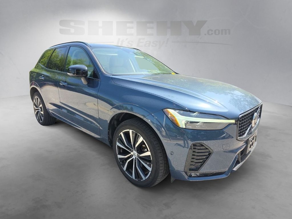 2024 Volvo XC60 B5 Ultimate Dark Theme Hunt Valley MD