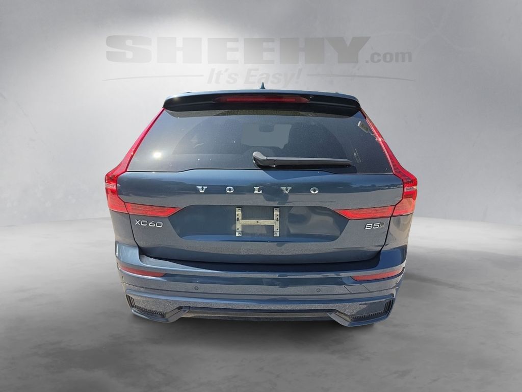 2024 Volvo XC60 B5 Ultimate Dark Theme Hunt Valley MD
