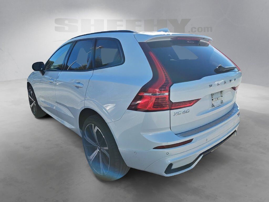 2024 Volvo XC60 B5 Ultimate Dark Theme Hunt Valley MD