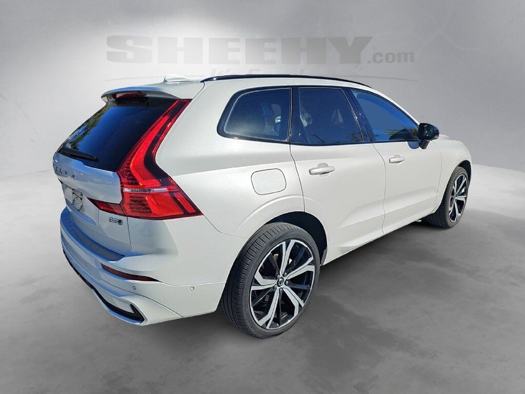 2024 Volvo XC60 B5 Ultimate Dark Theme Hunt Valley MD