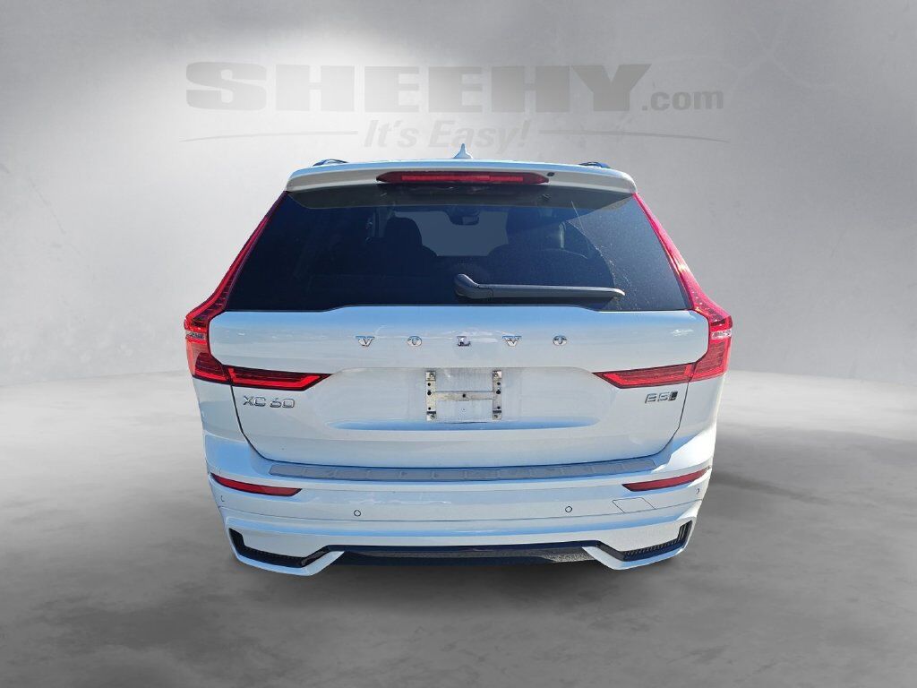 2024 Volvo XC60 B5 Ultimate Dark Theme Hunt Valley MD