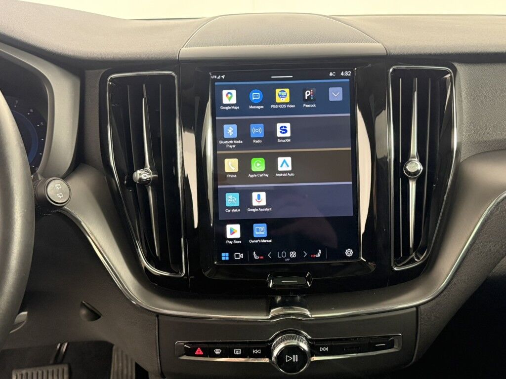 2024 Volvo XC60 Core Dark Theme AWD Maumee OH