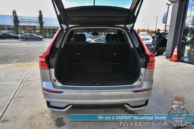 2024 Volvo XC60 Core Dark Theme / AWD / Power & Heated Leather Seats / Navigation / Panoramic Sunroof / Adaptive Cruise / Blind Spot & Lane Alert / Apple CarPlay & Android Auto / Back Up Camera / Keyless Entry & Start / 1-Owner Anchorage AK