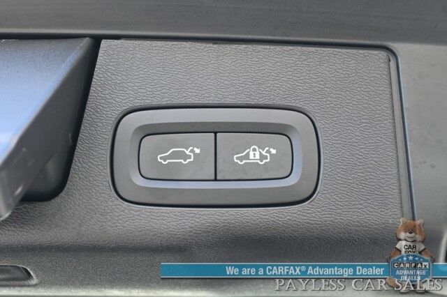 2024 Volvo XC60 Core Dark Theme / AWD / Power & Heated Leather Seats / Navigation / Panoramic Sunroof / Adaptive Cruise / Blind Spot & Lane Alert / Apple CarPlay & Android Auto / Back Up Camera / Keyless Entry & Start / 1-Owner Anchorage AK