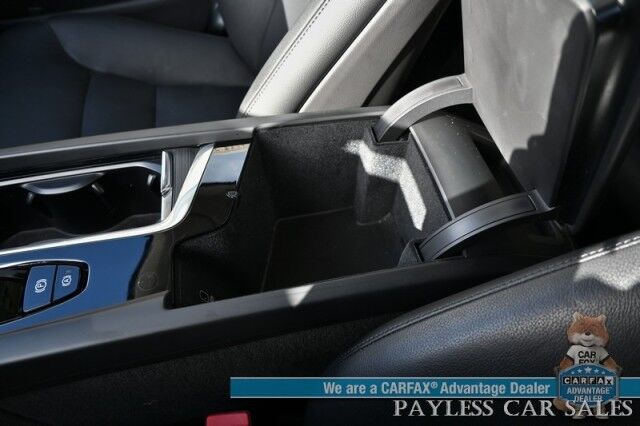 2024 Volvo XC60 Core Dark Theme Anchorage AK