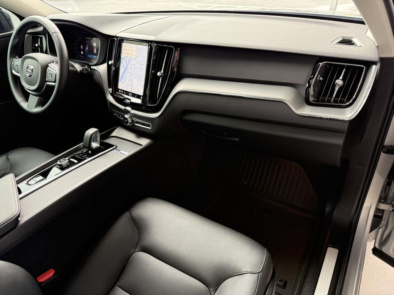 2024 Volvo XC60 Core Dark Theme Knoxville TN