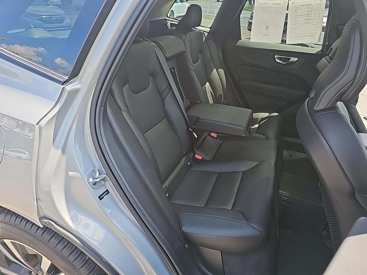 2024 Volvo XC60 Core Dark Theme Knoxville TN