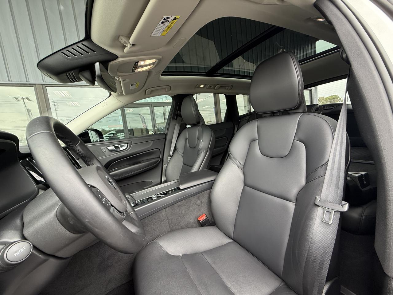 2024 Volvo XC60 Core Dark Theme Knoxville TN