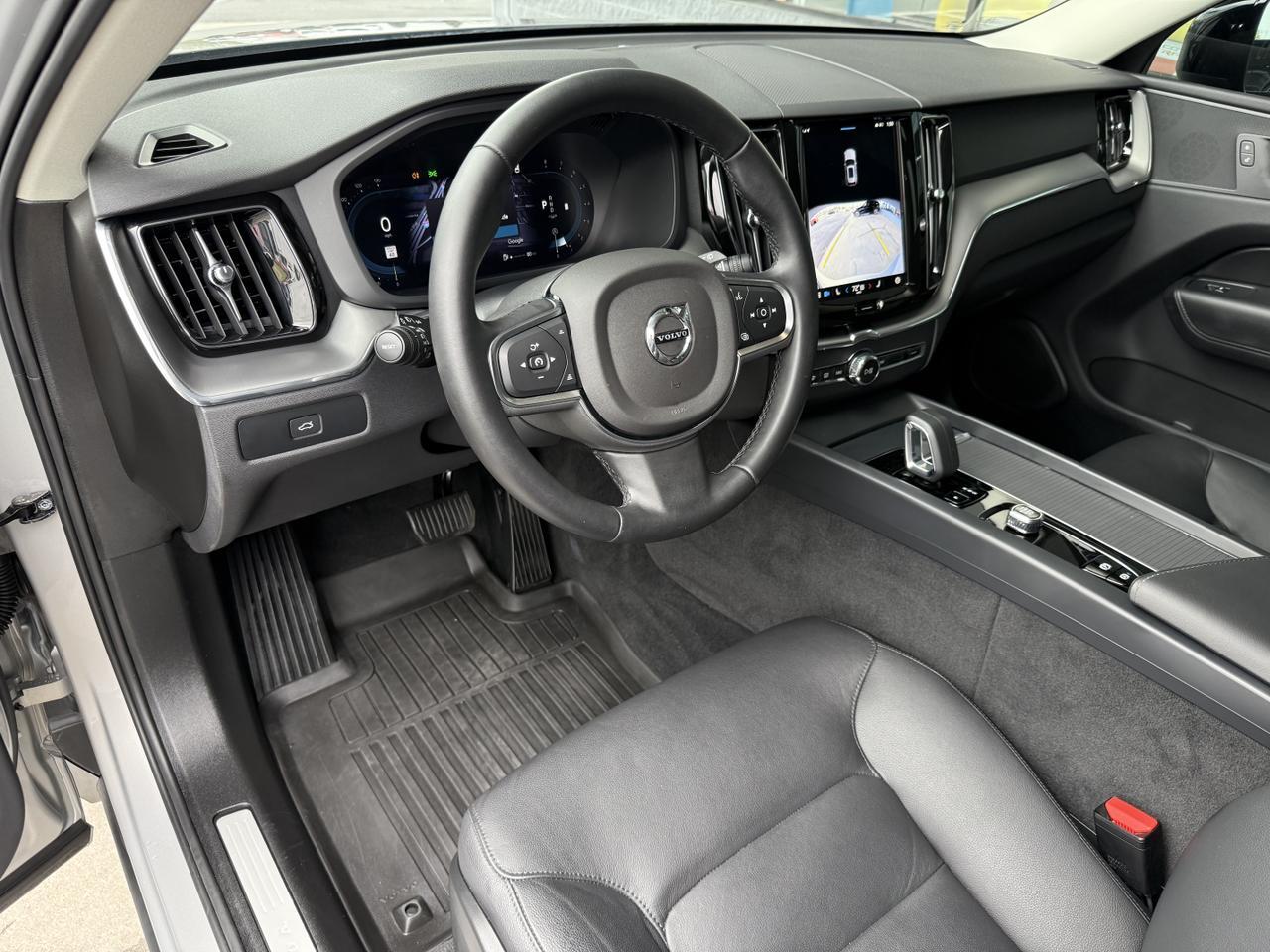 2024 Volvo XC60 Core Dark Theme Knoxville TN