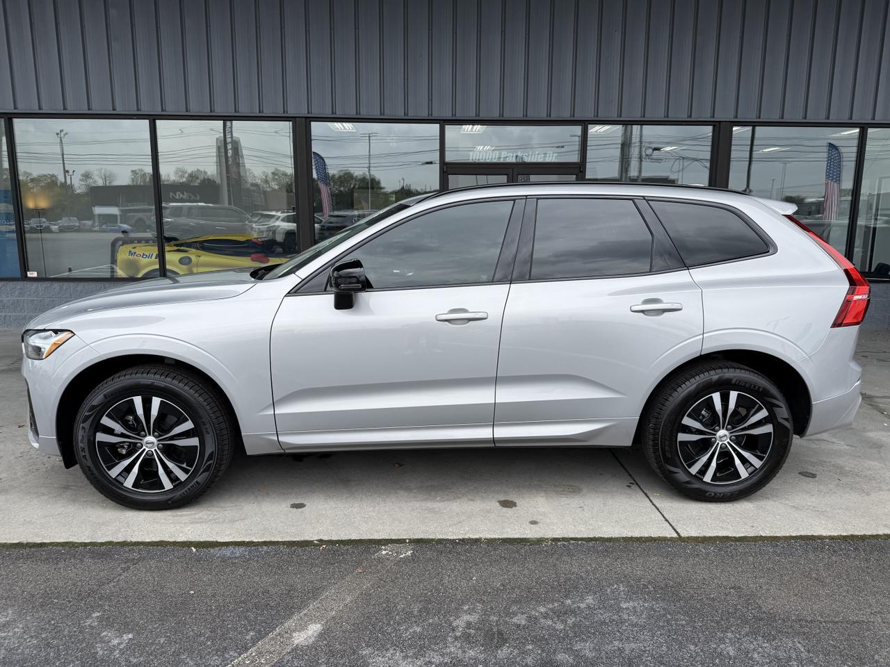 2024 Volvo XC60 Core Dark Theme Knoxville TN