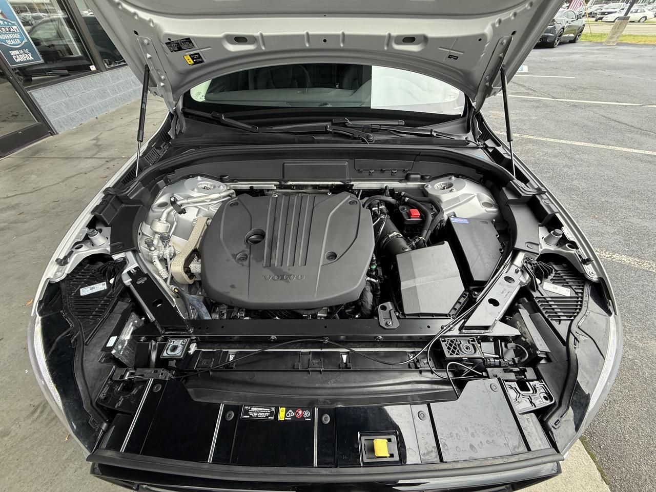 2024 Volvo XC60 Core Dark Theme Knoxville TN