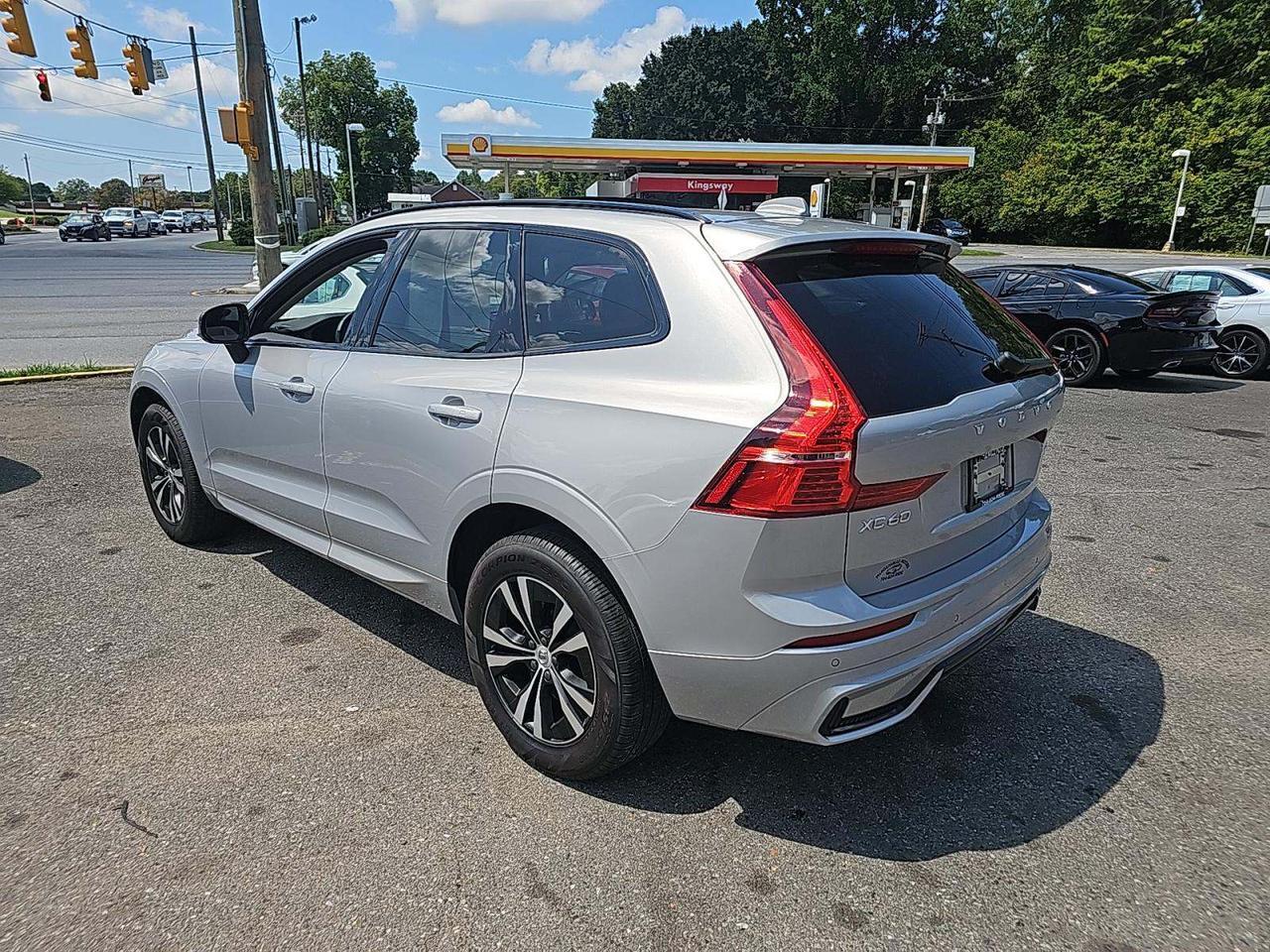 2024 Volvo XC60 Core Dark Theme Knoxville TN