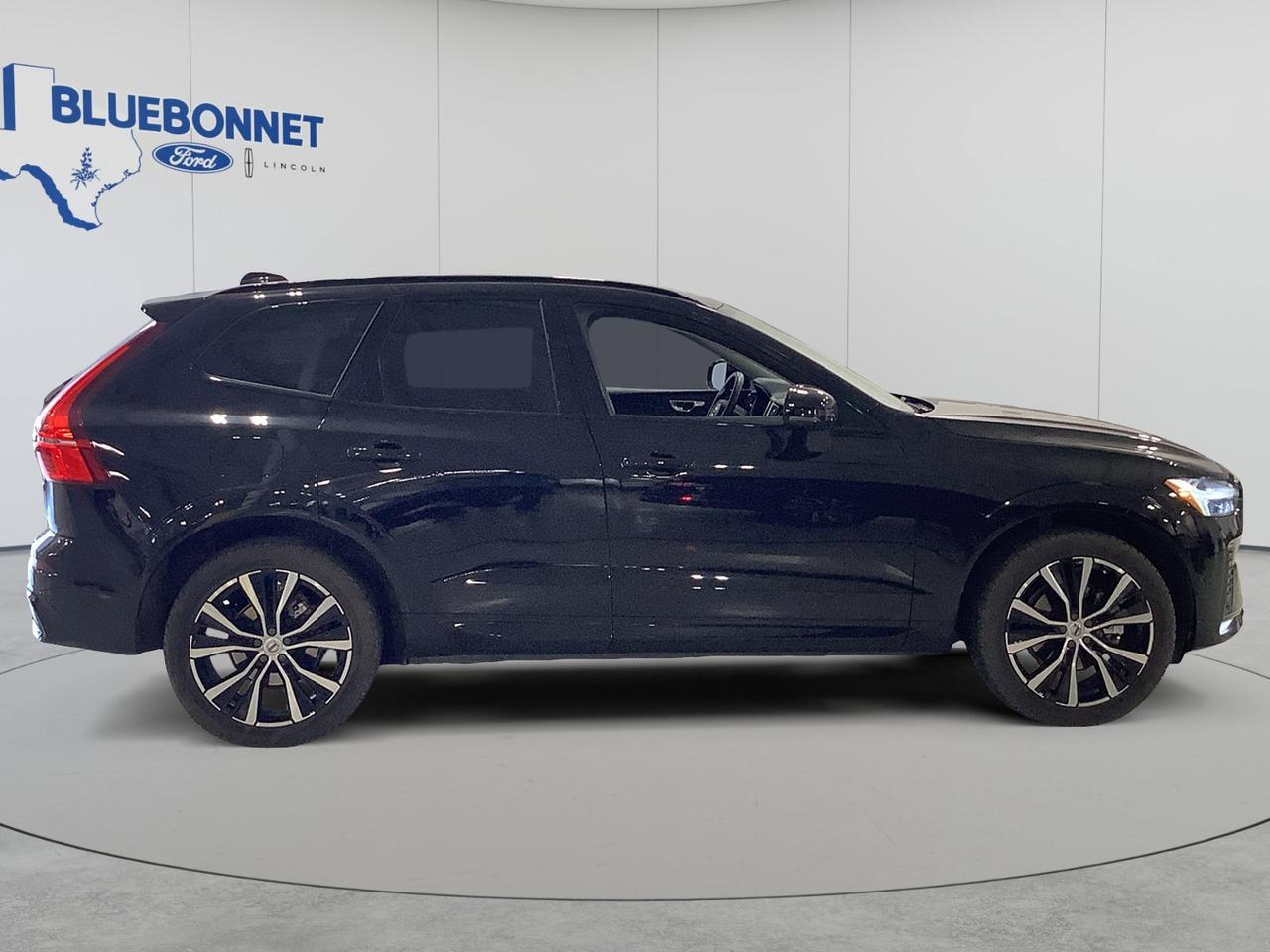 2024 Volvo XC60 Plus Dark Theme New Braunfels TX