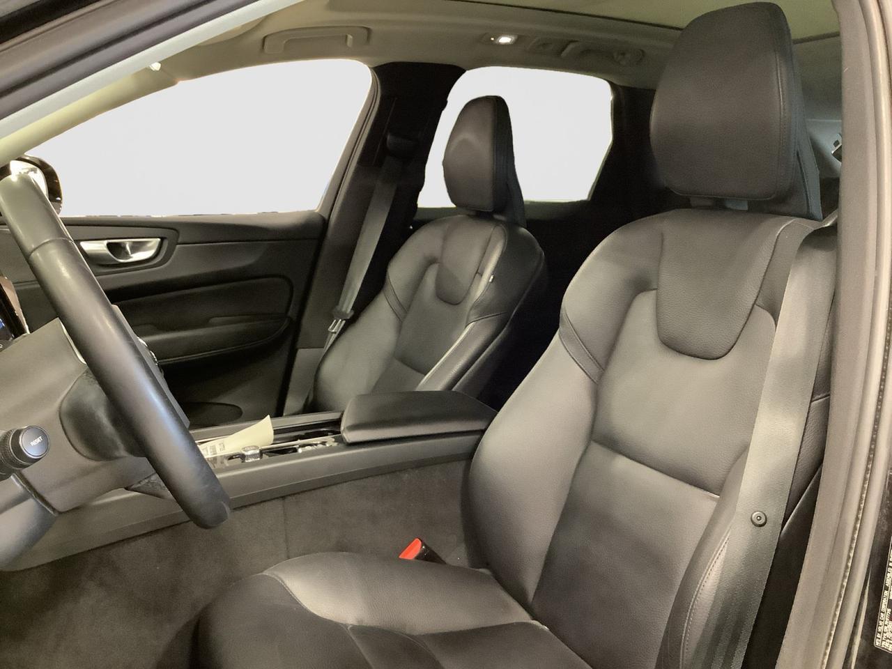 2024 Volvo XC60 Plus Dark Theme New Braunfels TX