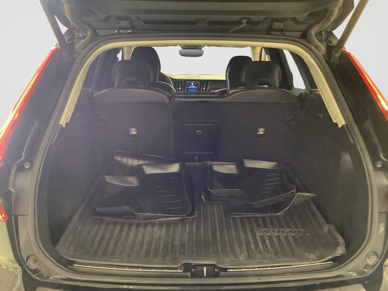 2024 Volvo XC60 Plus Dark Theme New Braunfels TX