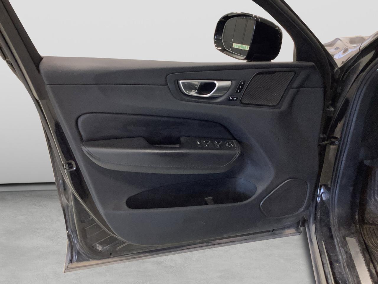 2024 Volvo XC60 Plus Dark Theme New Braunfels TX
