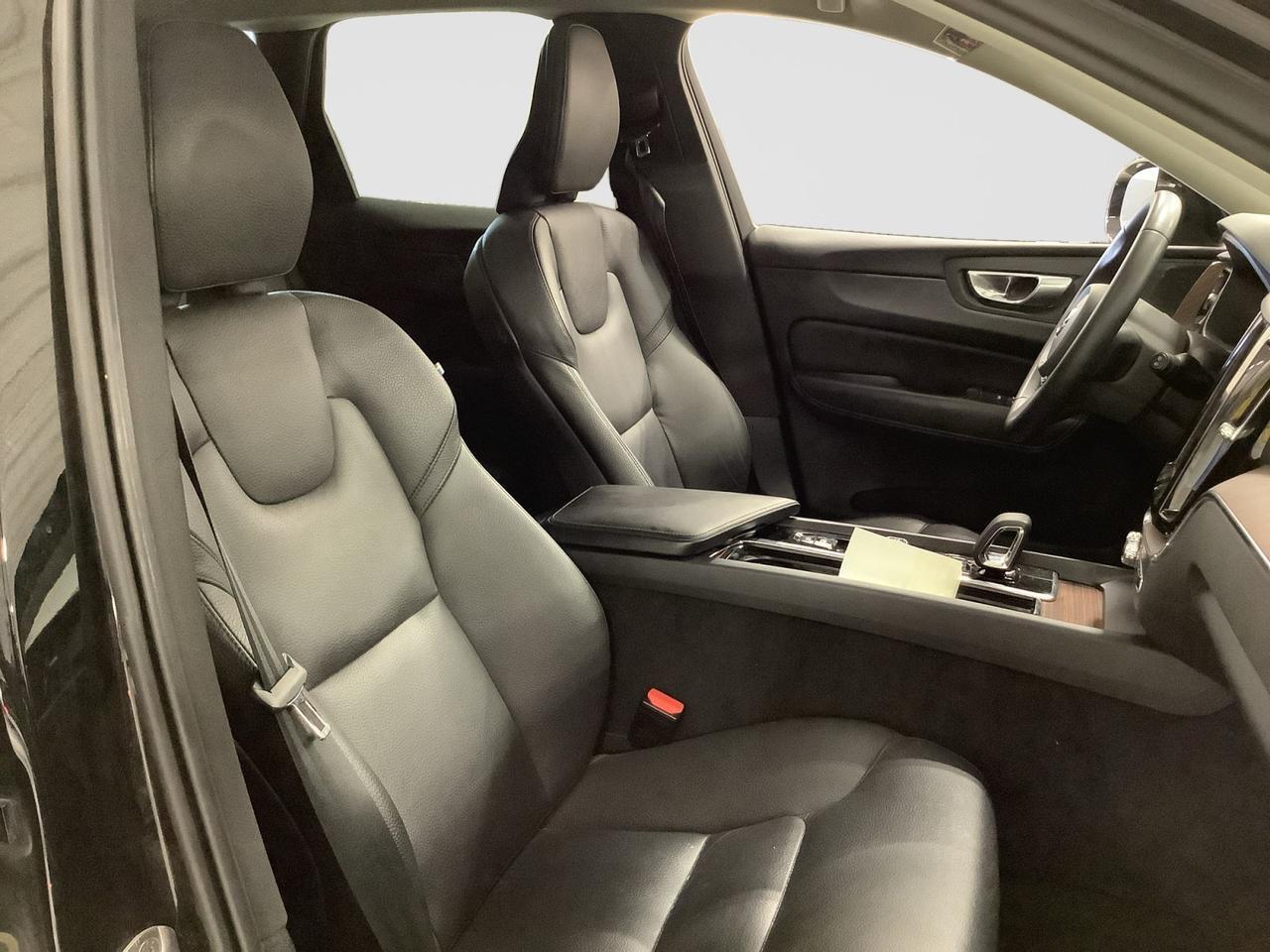 2024 Volvo XC60 Plus Dark Theme New Braunfels TX