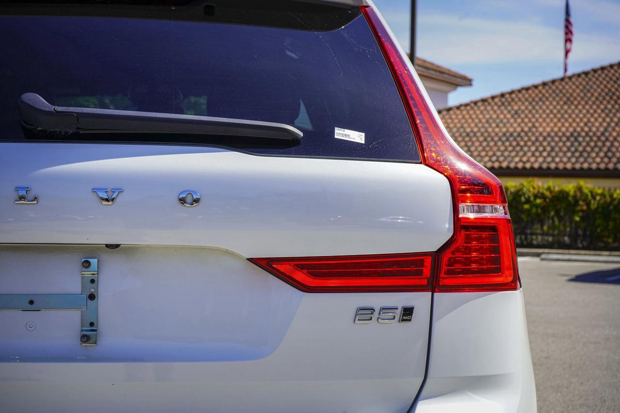 2024 Volvo XC60 Plus Dark Theme San Antonio TX