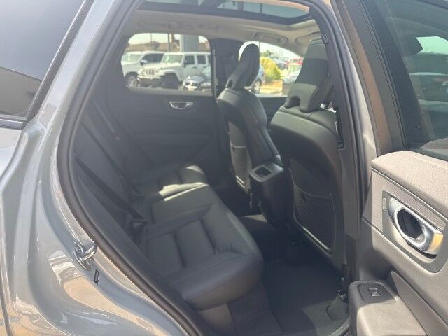 2024 Volvo XC60 Plus Dark Theme Springfield IL