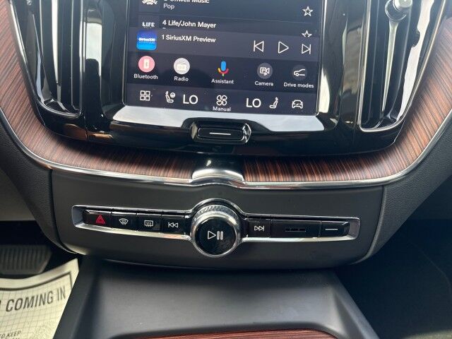 2024 Volvo XC60 Plus Dark Theme Springfield IL