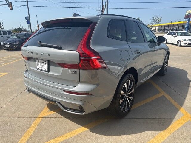 2024 Volvo XC60 Plus Dark Theme Springfield IL