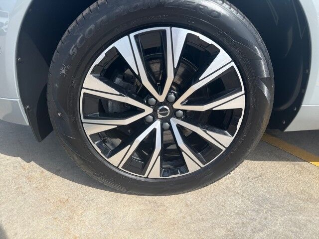 2024 Volvo XC60 Plus Dark Theme Springfield IL