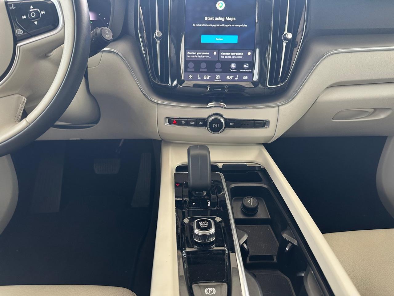 2024 Volvo XC60 Recharge Plug-In Hybrid Core Dark Theme  Selma TX