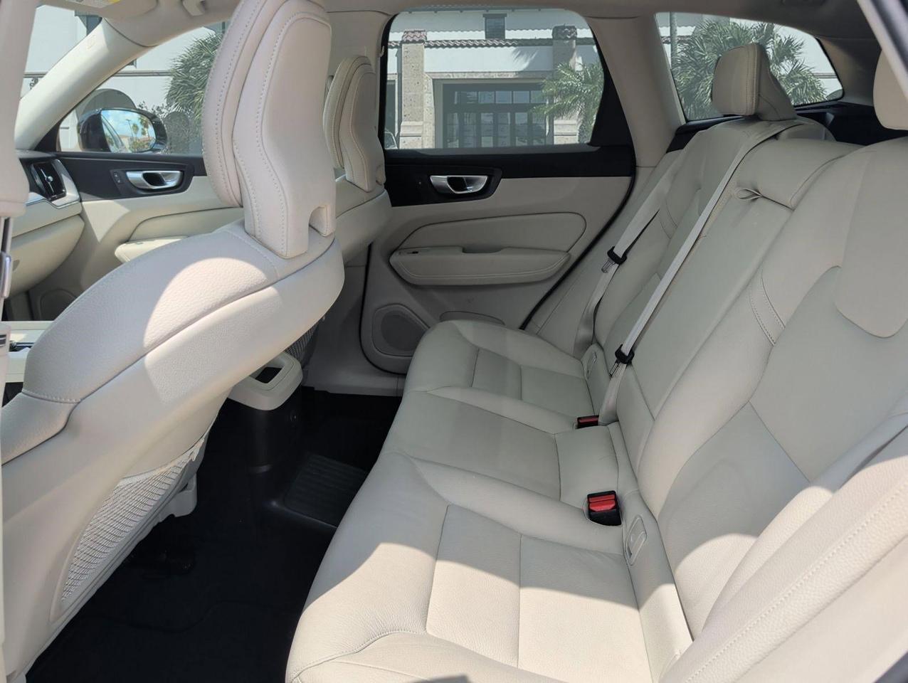 2024 Volvo XC60 Recharge Plug-In Hybrid Core Dark Theme San Juan TX