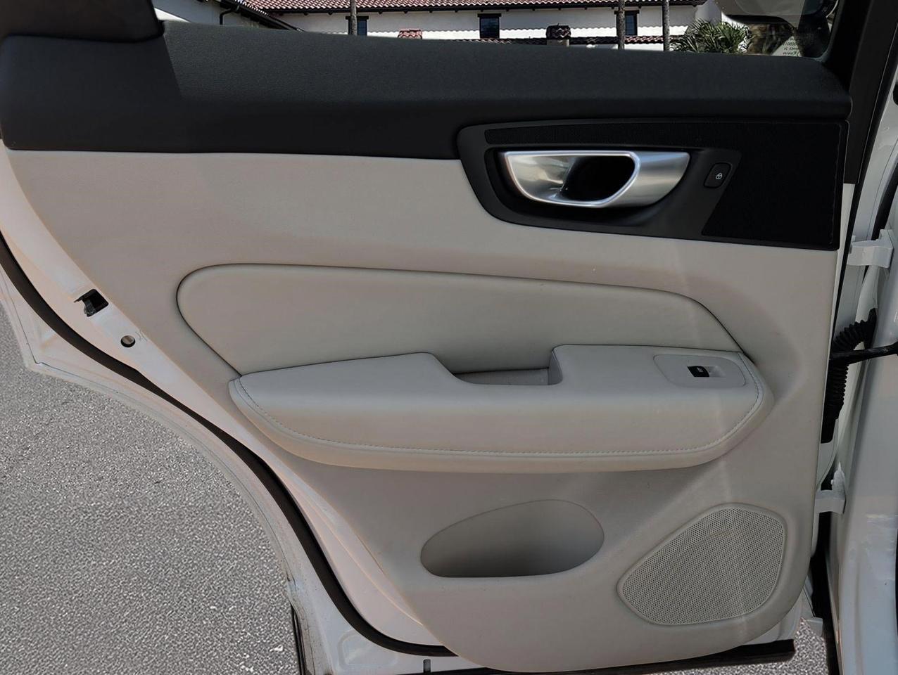 2024 Volvo XC60 Recharge Plug-In Hybrid Core Dark Theme San Juan TX