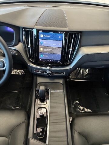 2024 Volvo XC60 Recharge Plug-In Hybrid T8 Core Dark Theme Charlotte NC