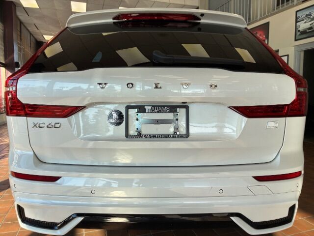 2024 Volvo XC60 Recharge Plug-In Hybrid T8 Core Dark Theme Charlotte NC