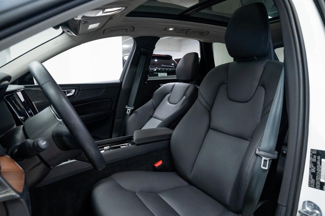 2024 Volvo XC60 Recharge Plug-In Hybrid T8 Plus Dark Theme Adaptive Cruise Harman Kardon Sound Portland OR