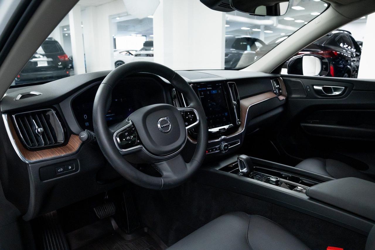 2024 Volvo XC60 Recharge Plug-In Hybrid T8 Plus Dark Theme Adaptive Cruise Harman Kardon Sound Portland OR