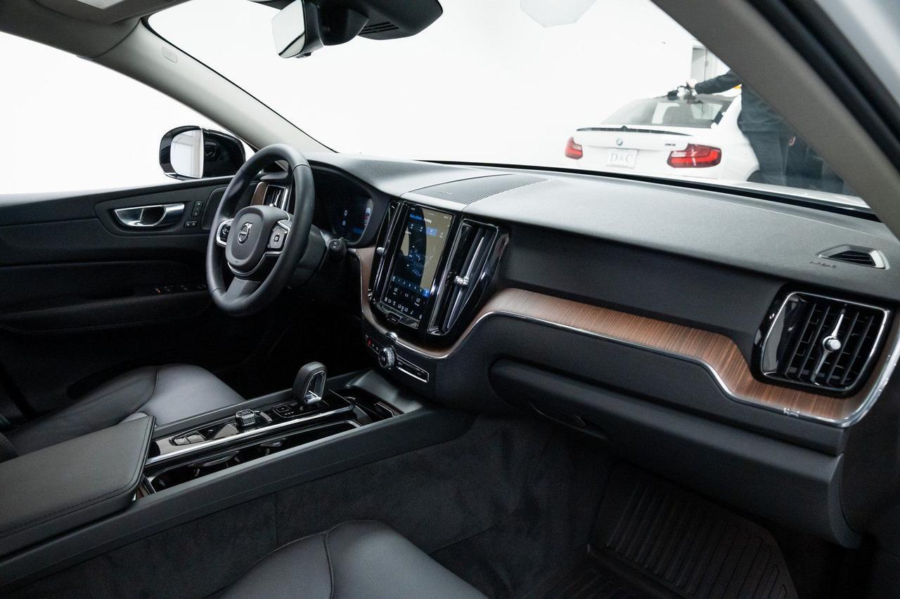 2024 Volvo XC60 Recharge Plug-In Hybrid T8 Plus Dark Theme Adaptive Cruise Harman Kardon Sound Portland OR