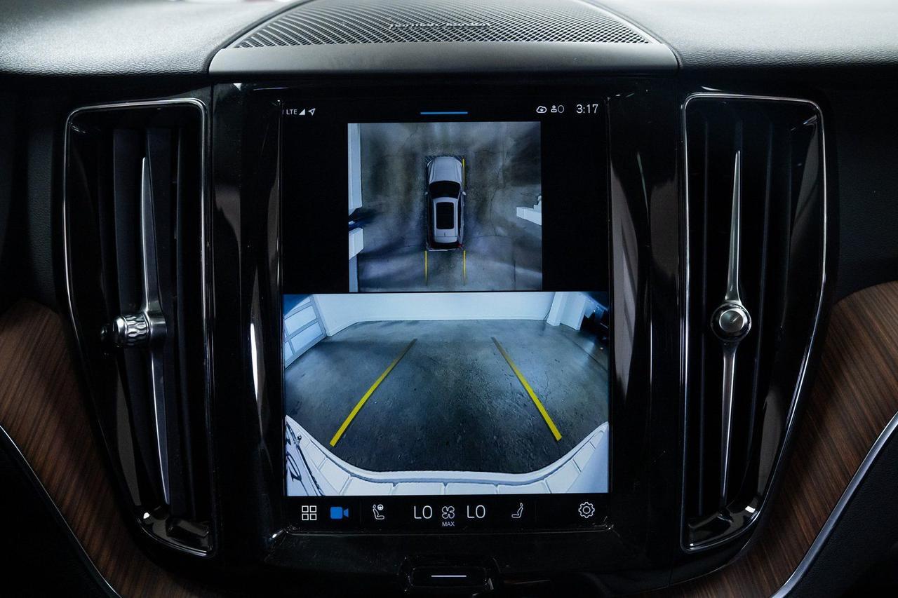 2024 Volvo XC60 Recharge Plug-In Hybrid T8 Plus Dark Theme Adaptive Cruise Harman Kardon Sound Portland OR