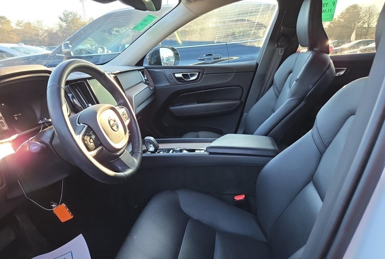 2024 Volvo XC60 Recharge Plug-In Hybrid T8 Plus Dark Theme Adaptive Cruise Harman Kardon Sound Portland OR