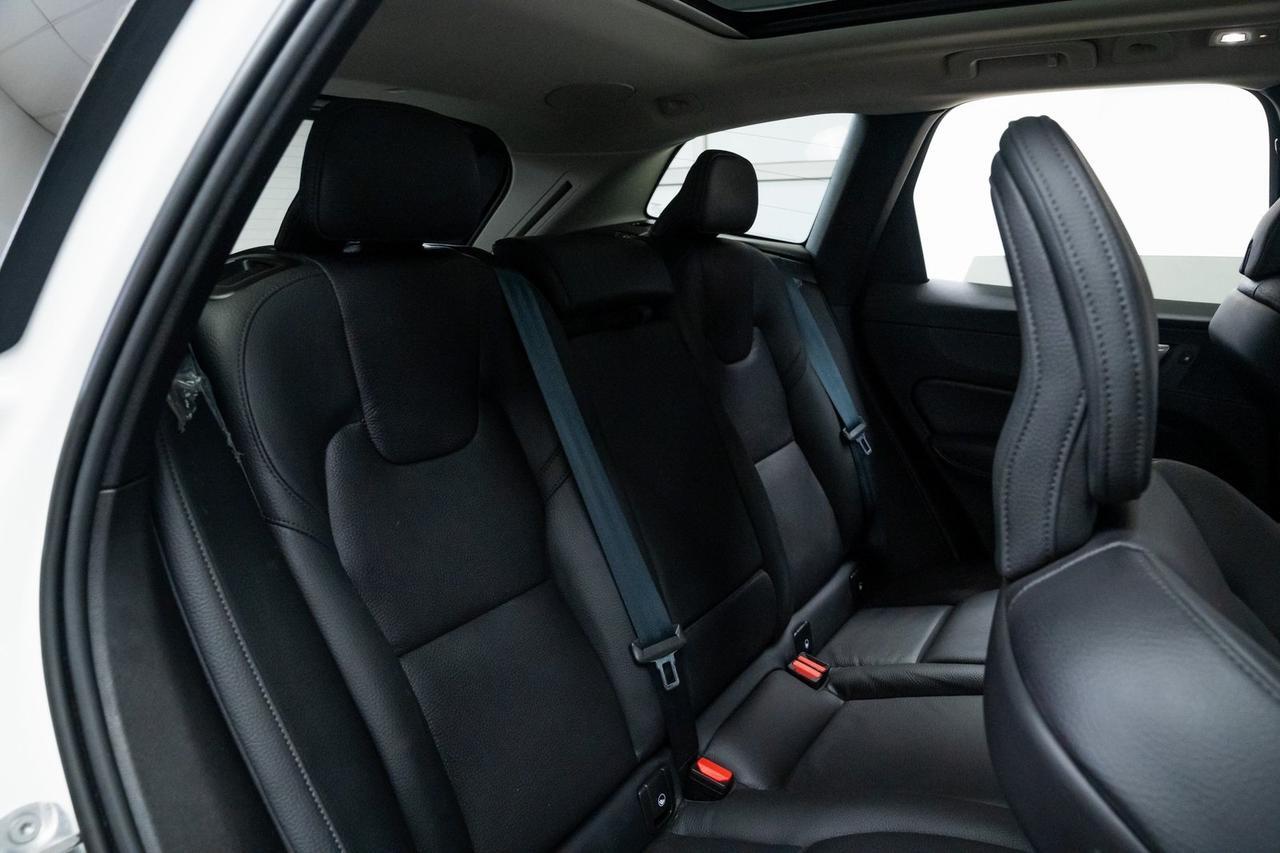 2024 Volvo XC60 Recharge Plug-In Hybrid T8 Plus Dark Theme Adaptive Cruise Harman Kardon Sound Portland OR